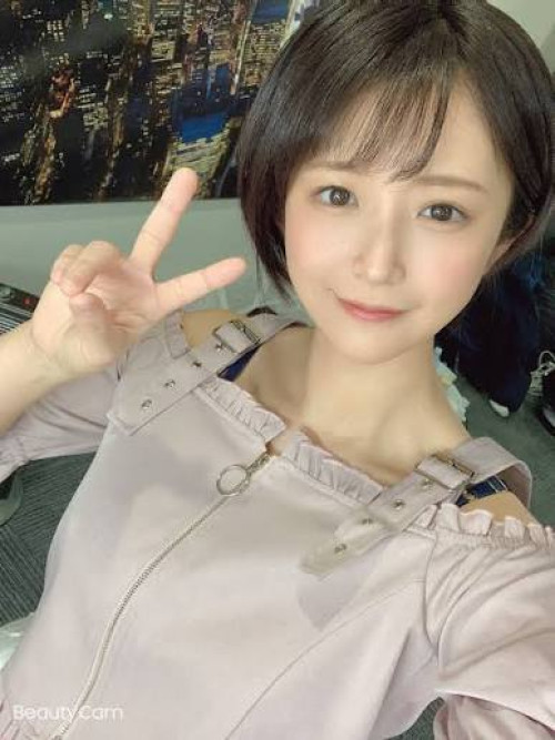 후카다 유리