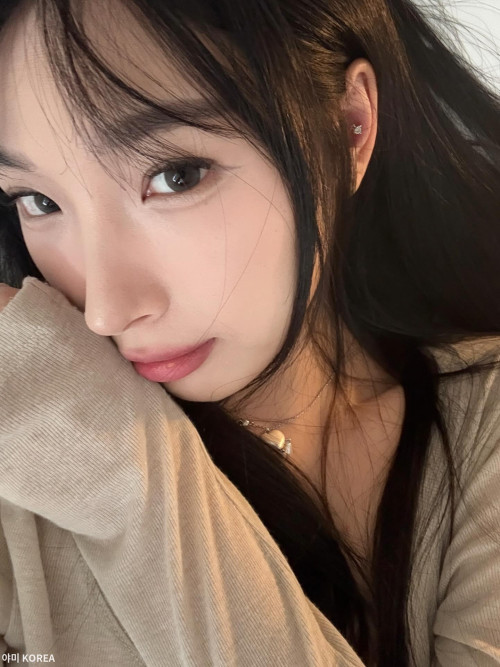 엘리 리 / Elle Lee