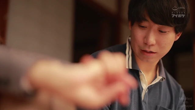 일본AV 오랜만에 다시 만난 사촌 참으려 해도 이성을 주체할 수 없었다 한글자막 Ipzz-283