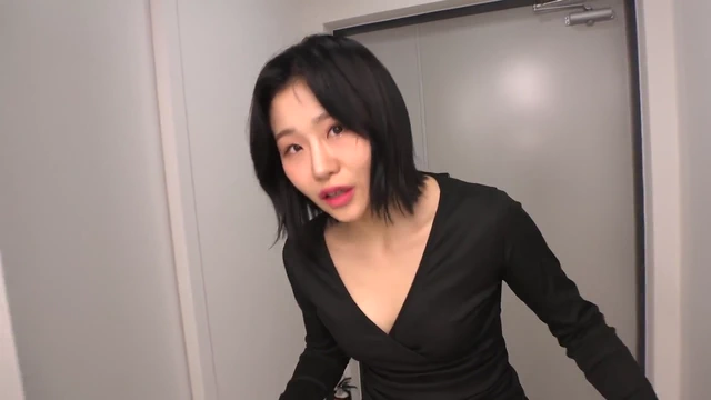 BJ 활동하는 로아 인터뷰 후 섹스 ROA-101