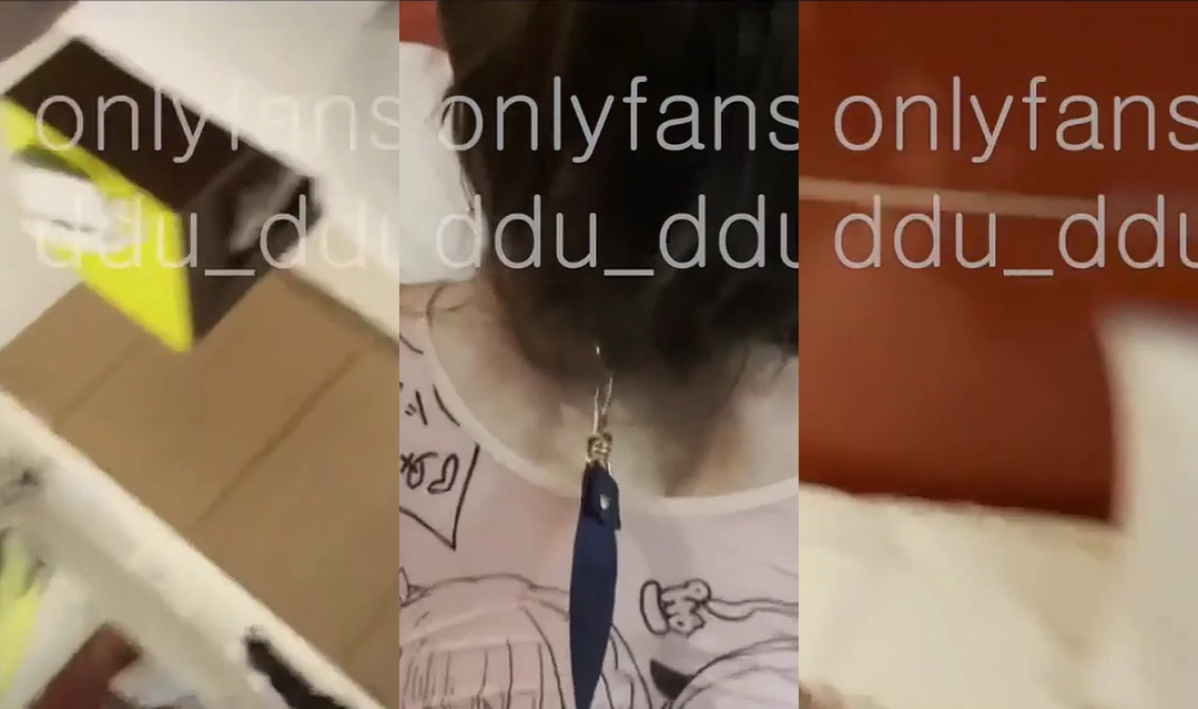 앞뒤로 숨막히게 박히면서 애원하는 변태걸레년
