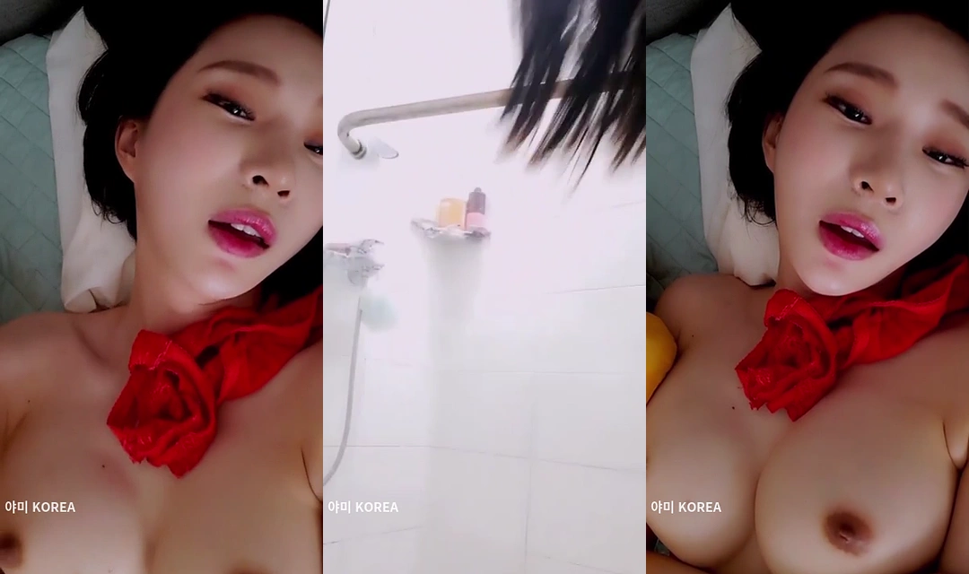 라이브중 실수로 보지 노출해버린 수아