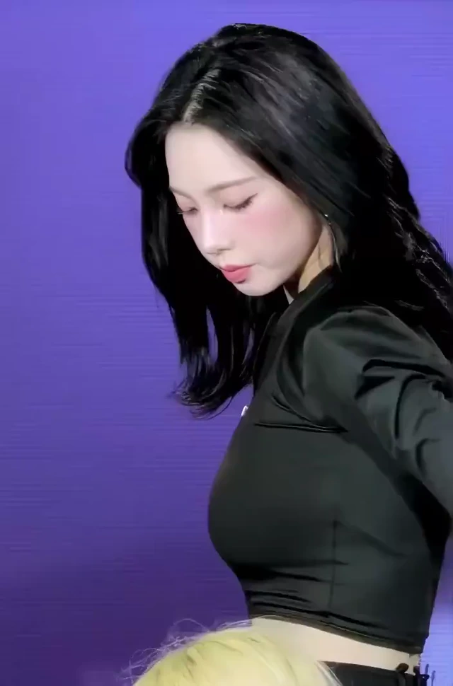 카리나의 ㅅ부먼트
