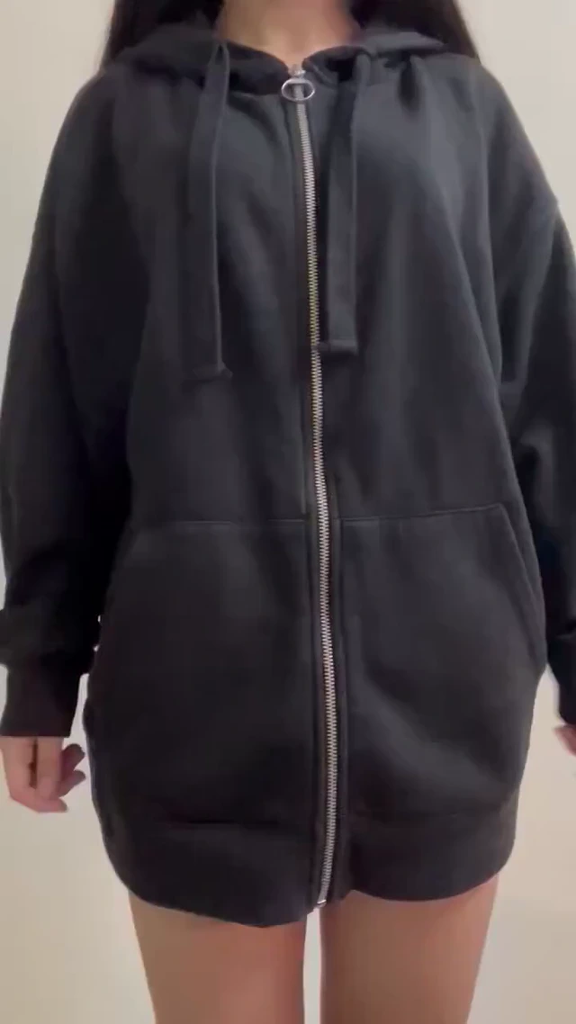 엄선한 힘순찐 고년 몸매보소 !! 쫄깃쫄깃 떡감지릴듯!